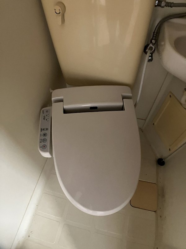 トイレ　別室参考画像です。