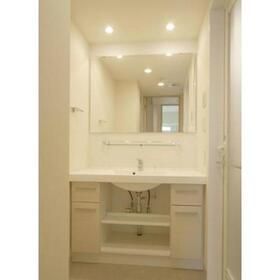 洗面設備　別部屋参照写真