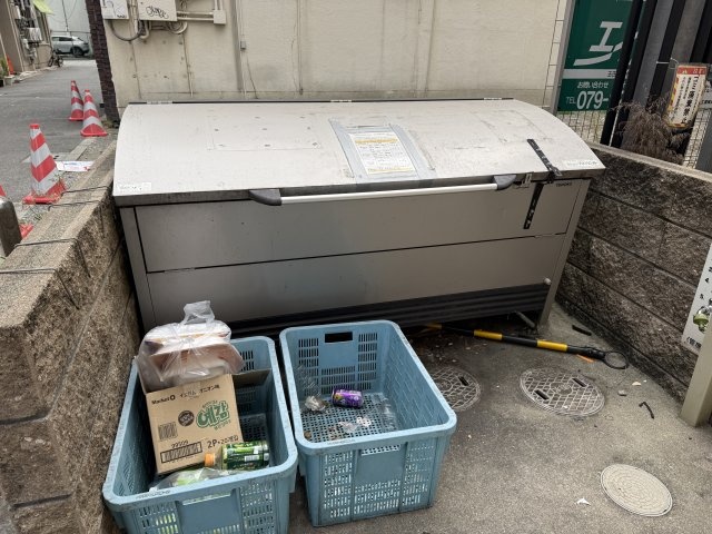 その他　ゴミ置き場（その他）まで3m