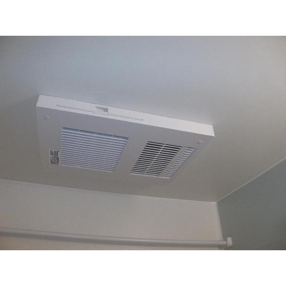 その他設備　浴室乾燥機