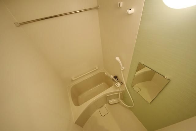 バス・シャワールーム　ゆったりバスタイム