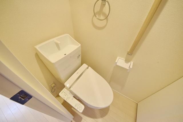 トイレ　ウォシュレット