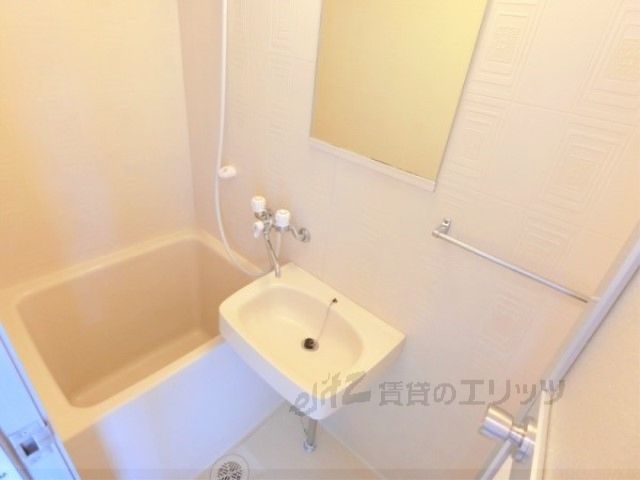 バス・シャワールーム　風呂