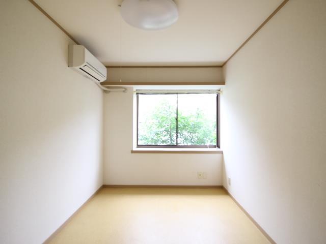 キャピタル柏の居間写真