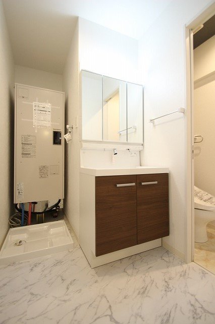 洗面設備　同物件、別号室の写真