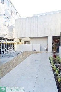 エントランス　部屋探しは株式会社　タウンハウジング　までお気軽にお問合せ…