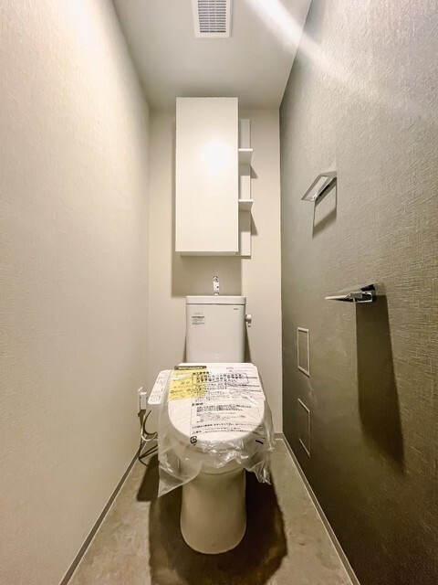 トイレ　※写真は同タイプ住戸です。