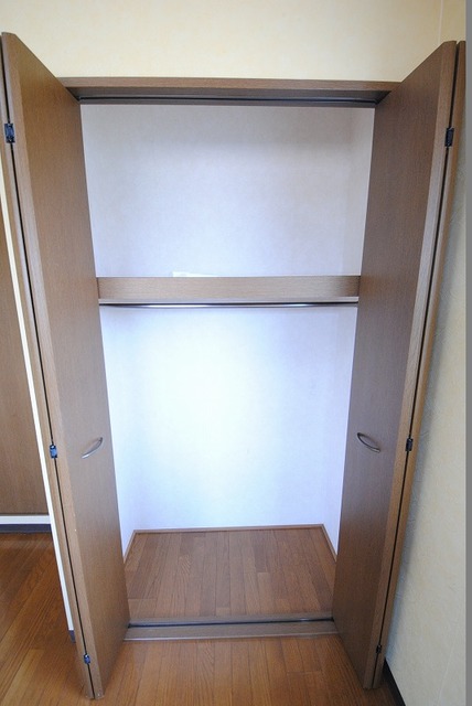 収納　写真は３０１号室