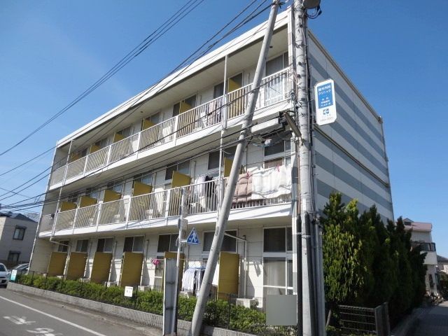 建物外観　★駅が近くてしっかり南向きってありがたいですよね★