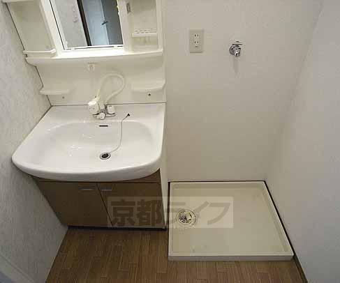 洗面設備　便利なシャンプードレッサー。