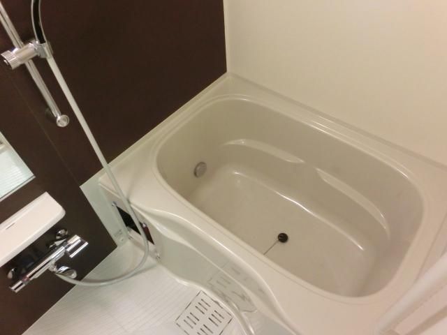 バス・シャワールーム　浴室乾燥機、追い炊き機能付お風呂