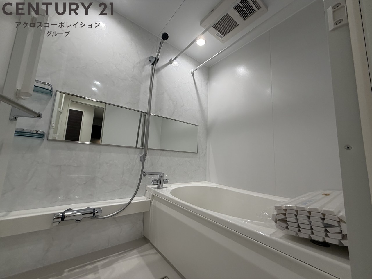 バス・シャワールーム　広いお風呂