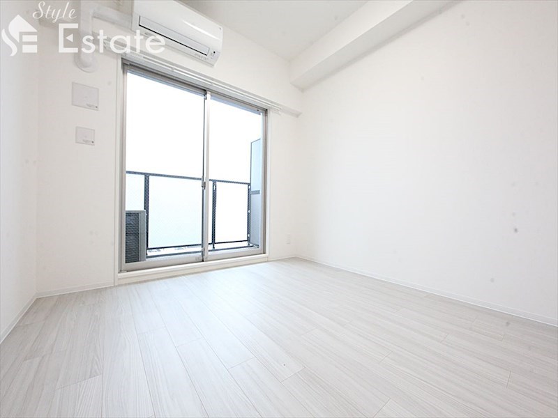 居室・リビング　内装