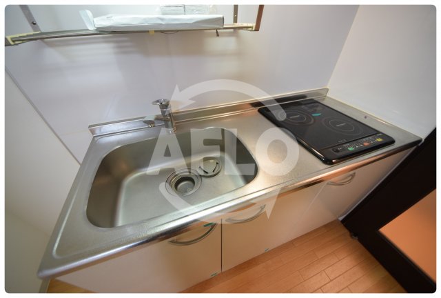 キッチン　カーサヴィヴァーチェ　キッチン