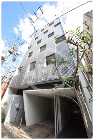 建物外観　カーサヴィヴァーチェ　外観