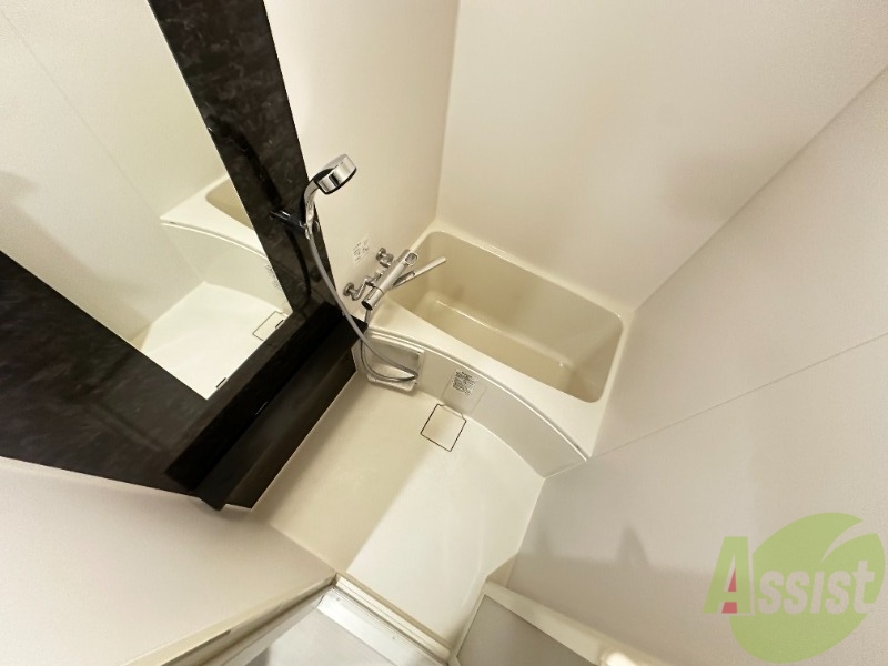 バス・シャワールーム　お湯に浸かって１日の疲れを癒してください