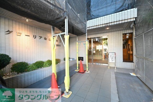 エントランス　エントランス