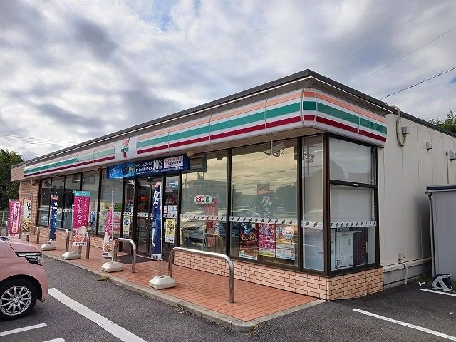 コンビニ　セブンイレブン阿久比椋岡店（コンビニ）まで1070m