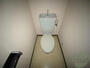 トイレ　トイレとお風呂が別なので清潔に使えて嬉しいですね。
