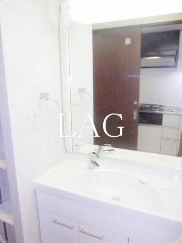 洗面設備　独立洗面台です。