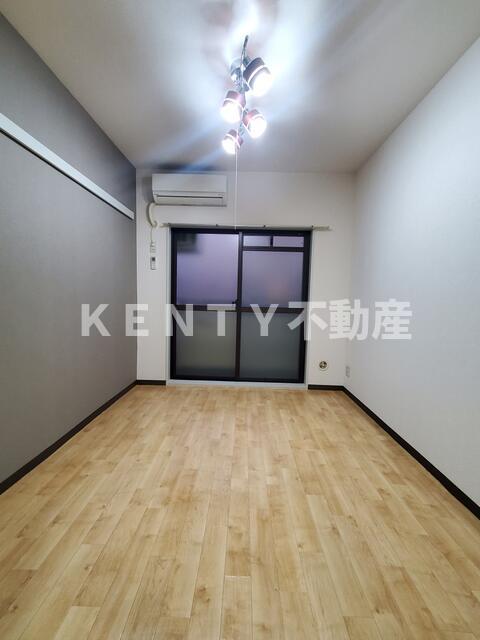 居室・リビング　居間です