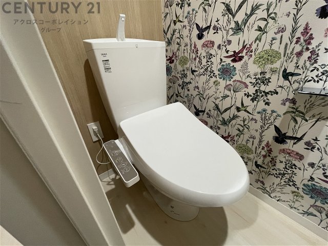 トイレ　ウォシュレット付きのトイレです♪