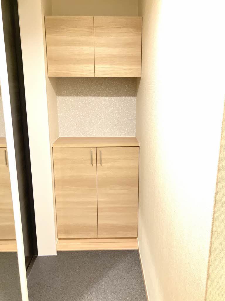 玄関　下駄箱