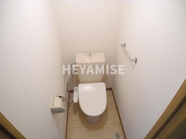 トイレ　※類似間取りのお部屋の画像です※