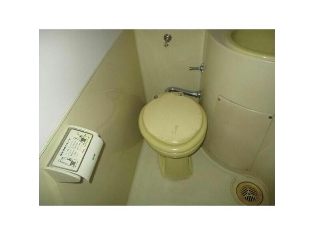 東カン名古屋キャステールのトイレ写真
