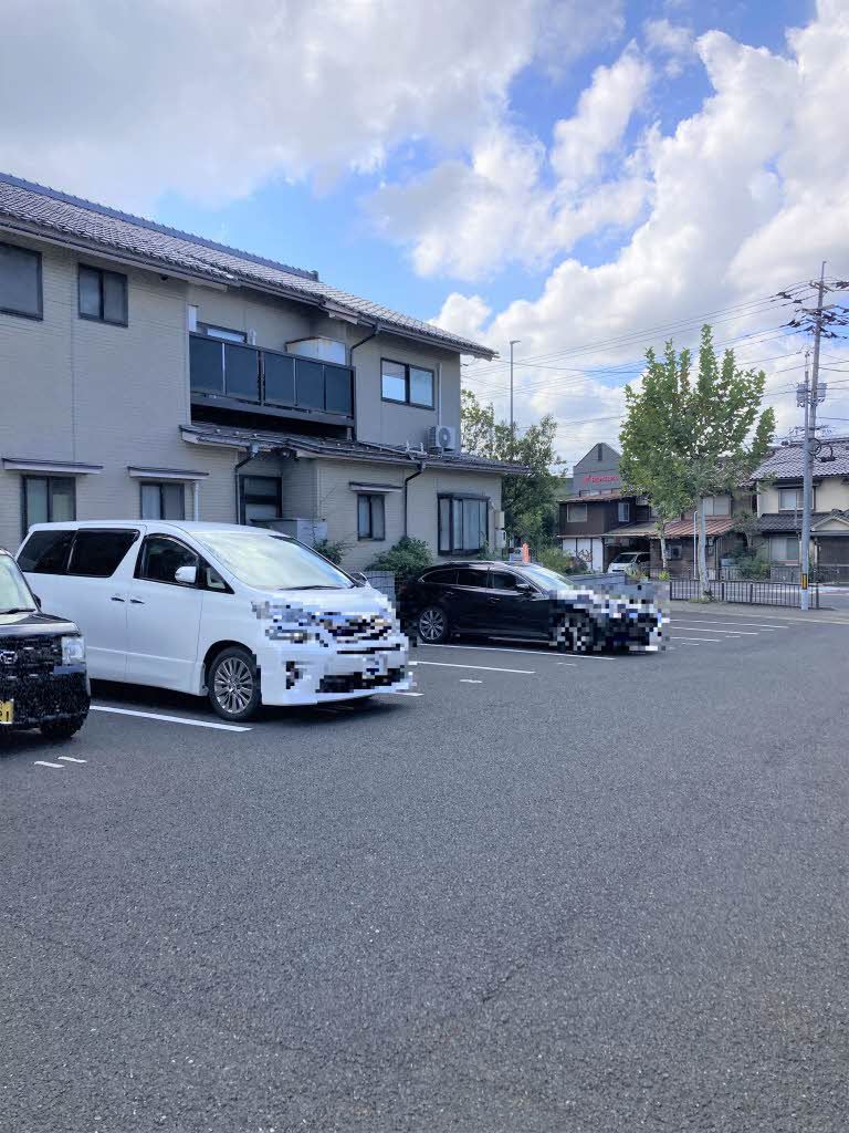 駐車場　敷地外駐車場