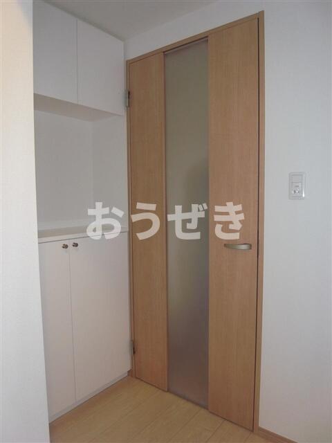 収納　?