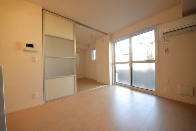 その他部屋・スペース　室内物干し完備