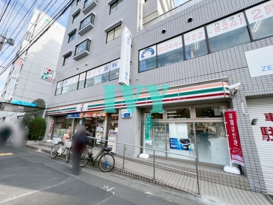 コンビニ　セブンイレブン 川崎登戸駅前店（コンビニ）まで266m