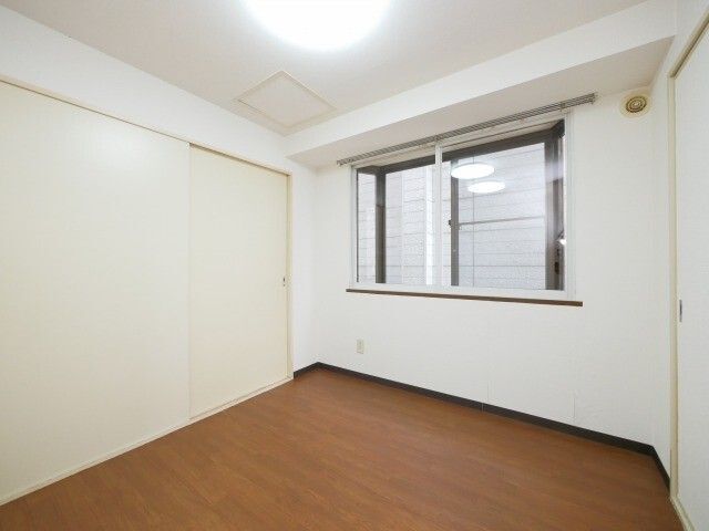 その他　※写真は別号室です。