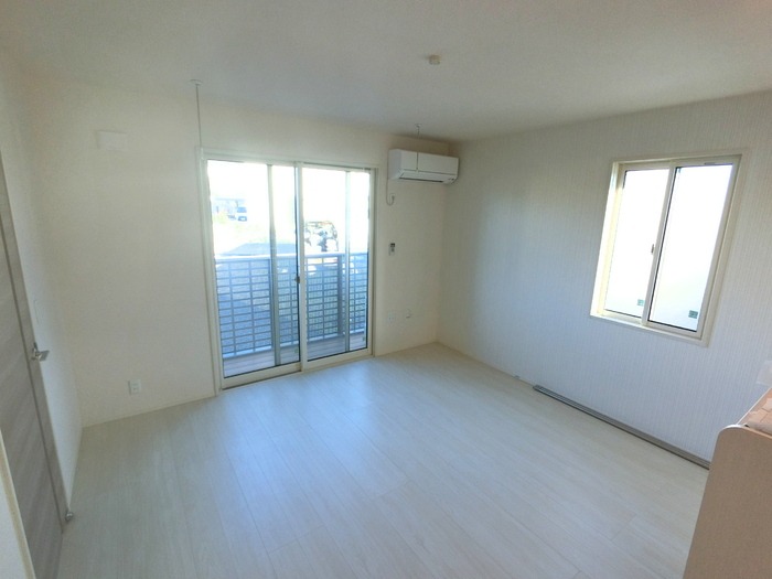居室・リビング　図面と現状に相違がある場合には現状を優先