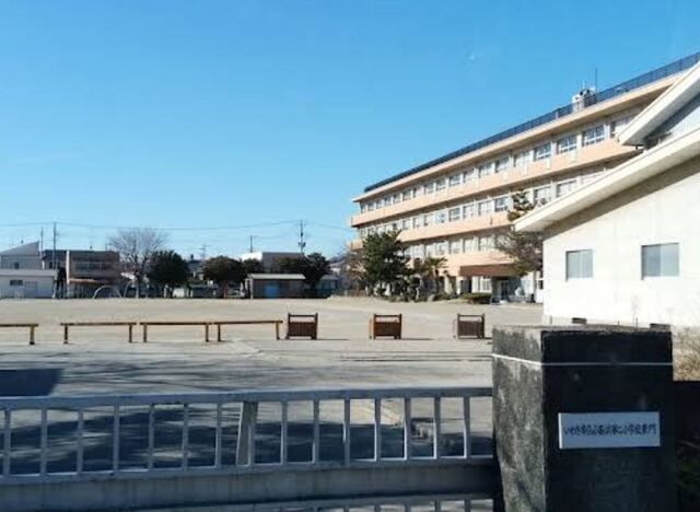 小学校　いわき市立小名浜第二小学校（小学校）まで110m
