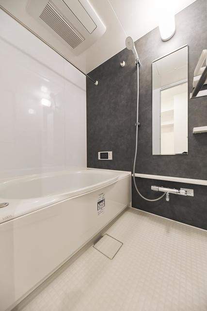バス・シャワールーム　※写真は同タイプ住戸です。