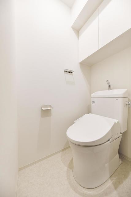 トイレ　※写真は同タイプ住戸です。