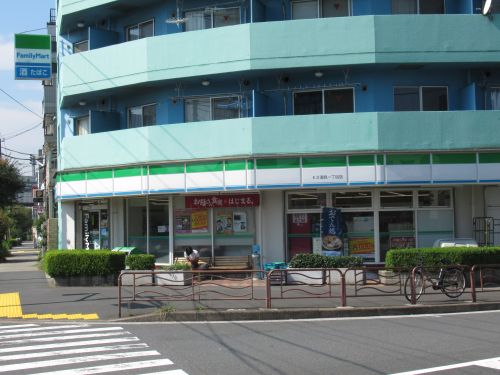 コンビニ　ファミリーマートＫ２潮見一丁目店（コンビニ）まで126m
