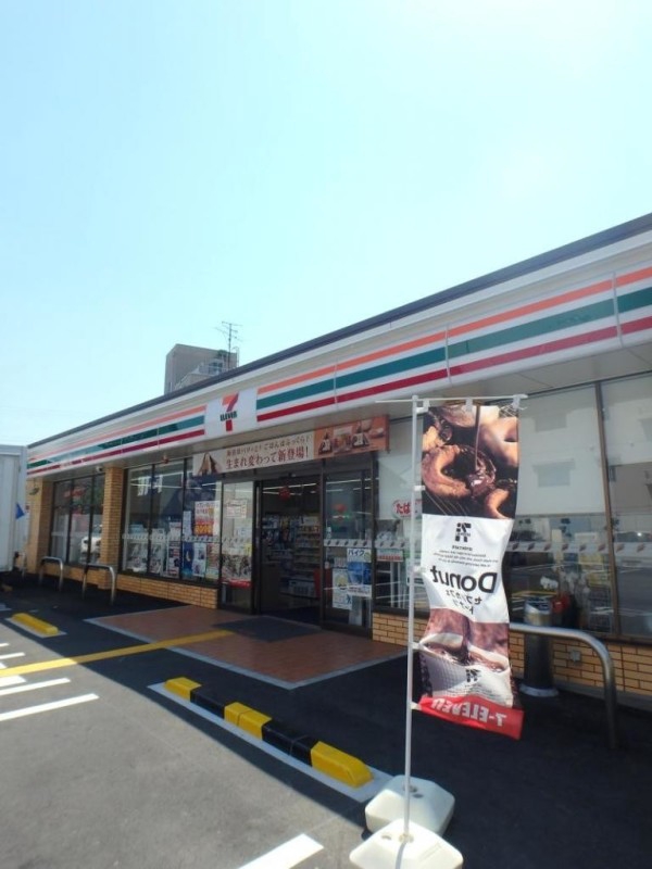 コンビニ　セブンイレブン 大阪杭全５丁目店（コンビニ）まで589m