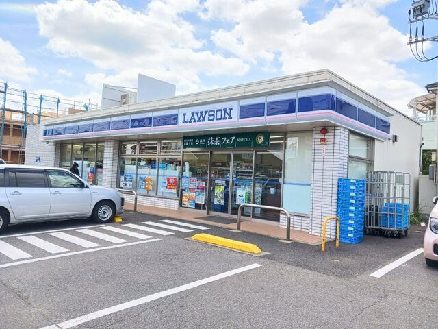 コンビニ　ローソン向小金２丁目店（コンビニ）まで180m