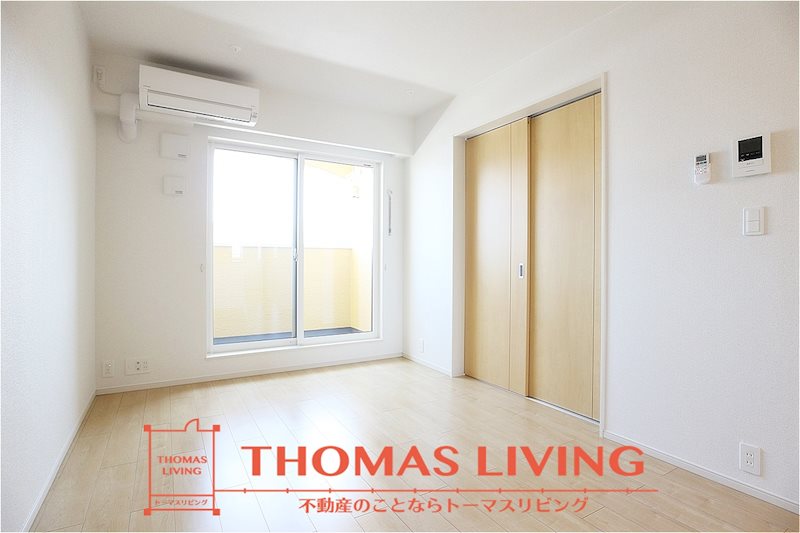 居室・リビング　日当たりが良く過ごしやすい空間です。