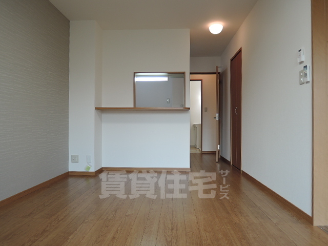 ＪＲ阪和線 上野芝駅 徒歩13分 2階建 築11年の居間写真