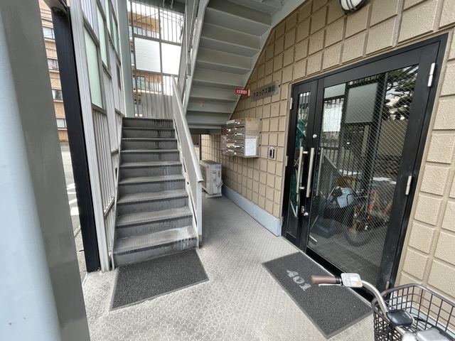 阪神本線 御影駅 徒歩3分 5階建 築30年の外観写真