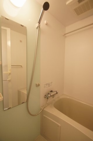 バス・シャワールーム　「人気条件のバス・トイレ別」