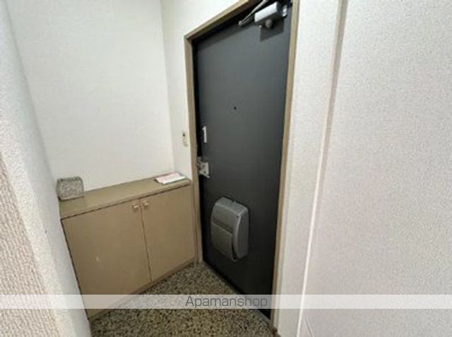 熊本市東区 2階建 築28年の玄関写真