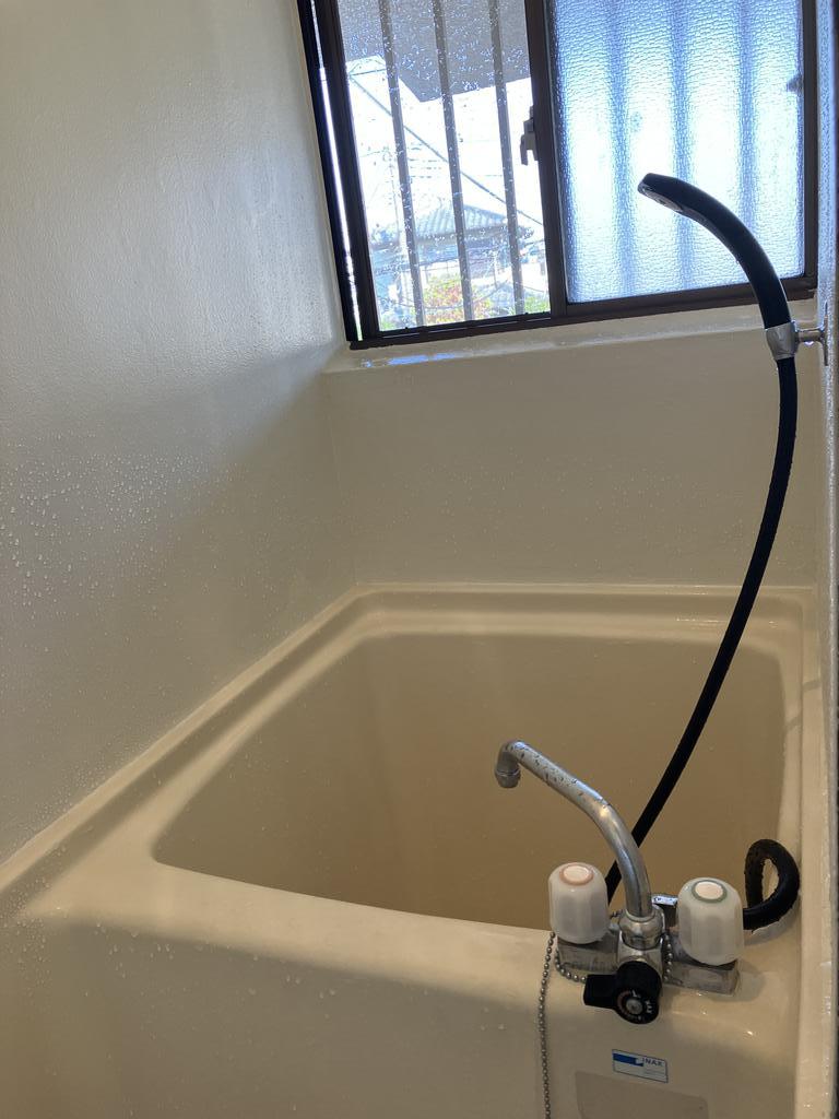 バス・シャワールーム　給湯・シャワー