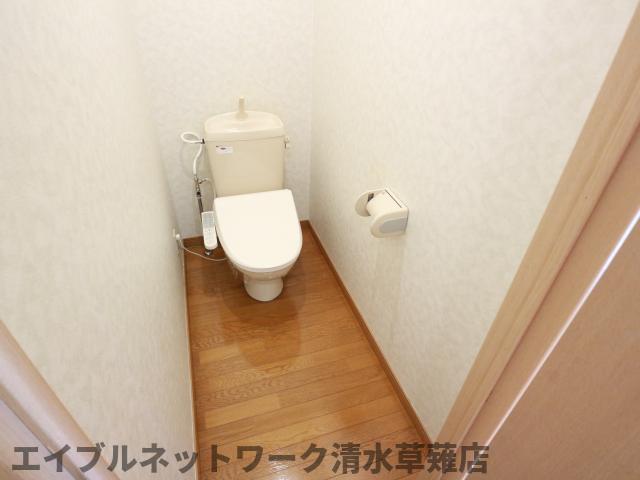 トイレ　トイレもきれいです