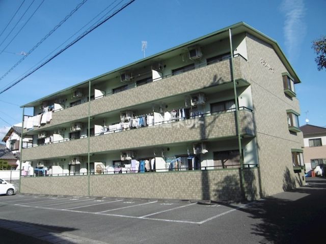 静岡市清水区八木間町のマンションの建物外観
