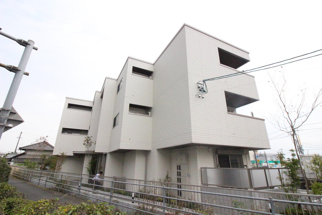 建物外観　新倉敷駅から徒歩圏内です！